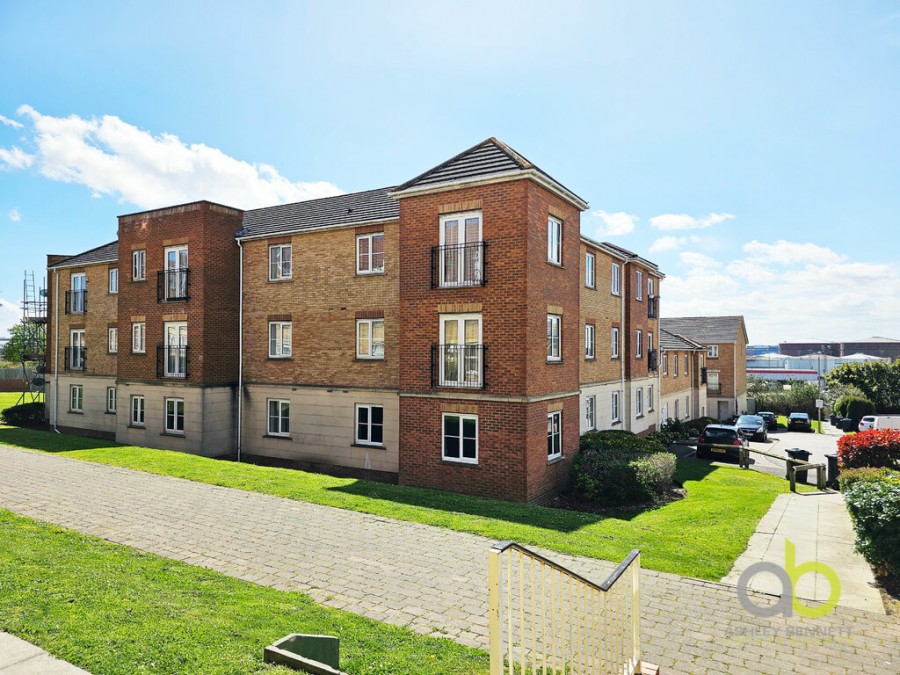 Images for Ambleside, Purfleet, RM19