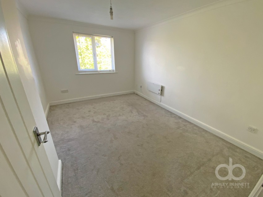Images for Porter Close, Grays, RM20