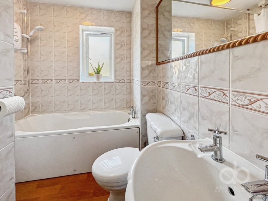 Images for Bankfoot, Badgers Dene, Grays, RM17 5JA