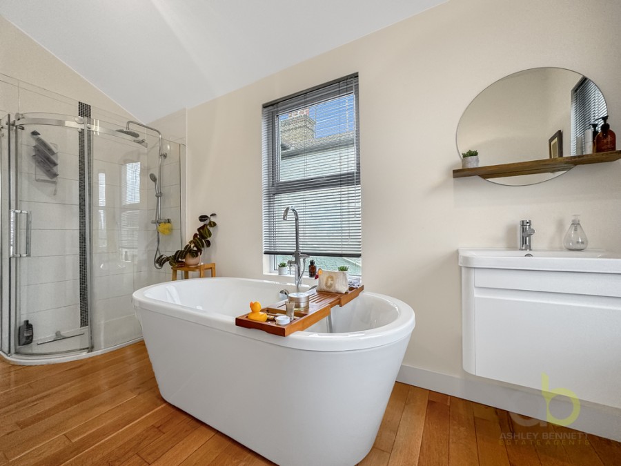 Images for Kent Road, Grays, RM17 6DF