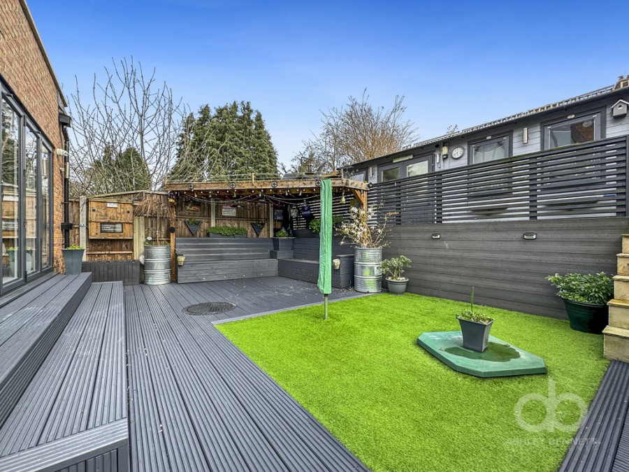 Images for Hogg Lane, Grays, RM17 5QT
