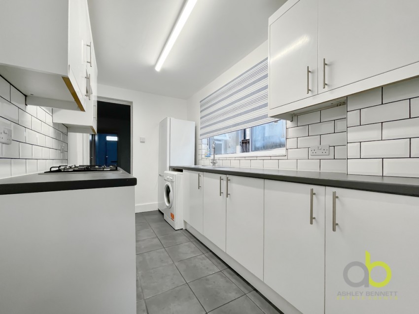 Images for Whitehall Lane, Grays, RM17 6SS