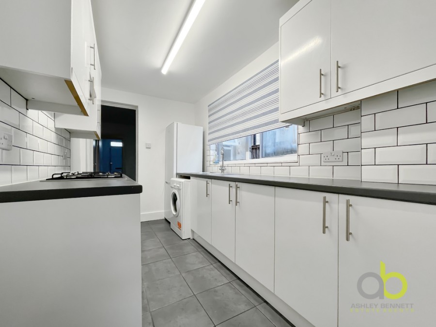 Images for Whitehall Lane, Grays, RM17 6SS