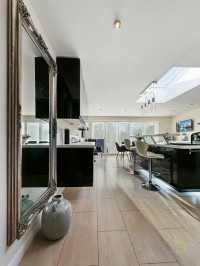 Images for Long Lane, North Grays