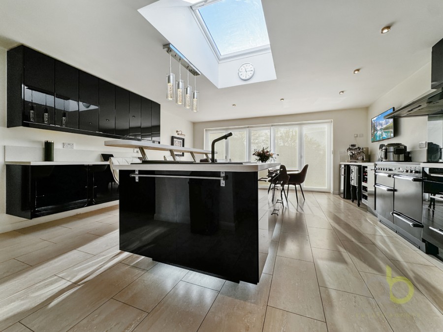 Images for Long Lane, North Grays