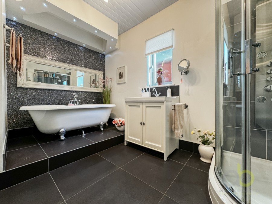 Images for Long Lane, North Grays