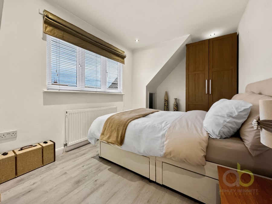 Images for Long Lane, North Grays
