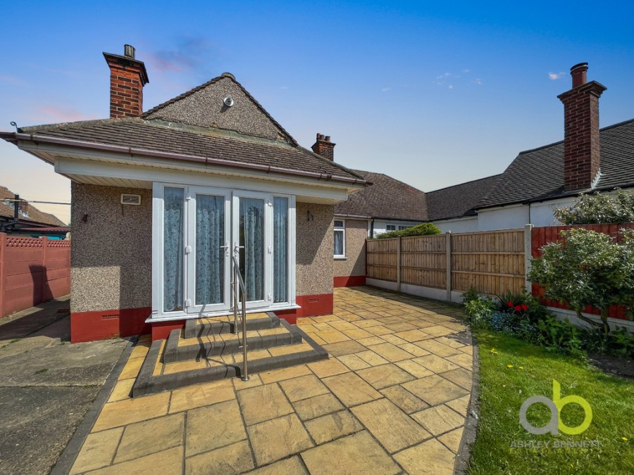 Images for Blackshots Lane, Grays, RM16 2LH