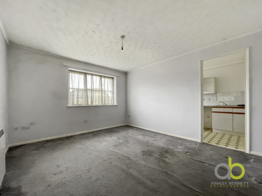 Images for Burns Place, Tilbury, RM18 8JQ