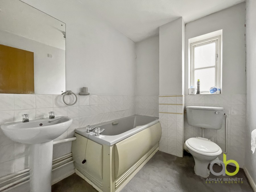 Images for Burns Place, Tilbury, RM18 8JQ