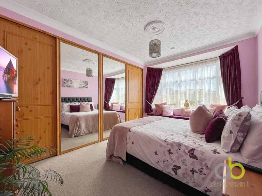Images for Ward Avenue, Grays, RM17 5RE