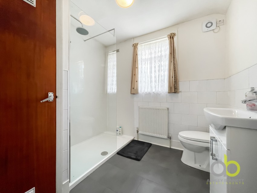 Images for Rosebery Road, Grays, RM17