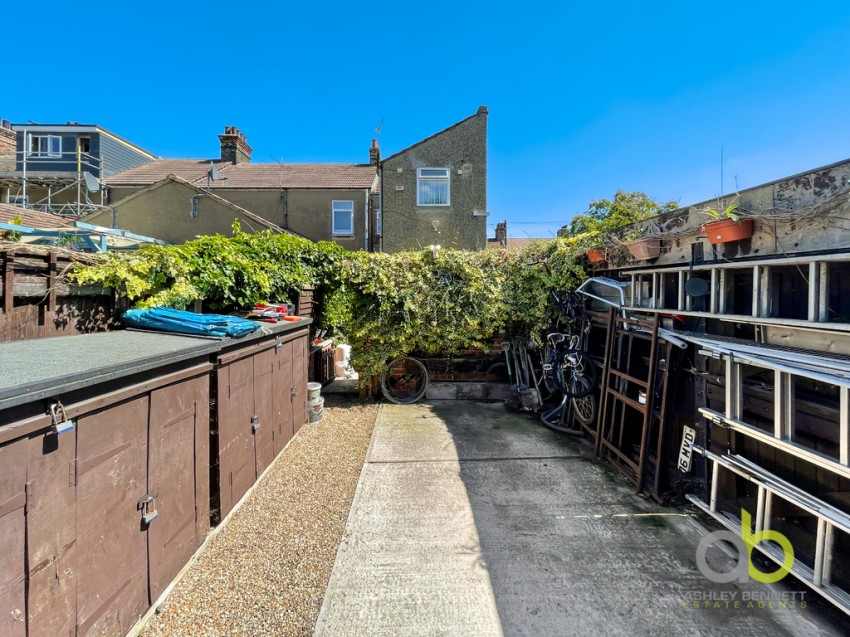 Images for Rosebery Road, Grays, RM17