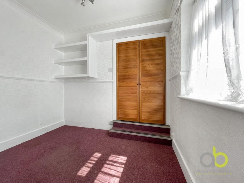 Images for Rosebery Road, Grays, RM17