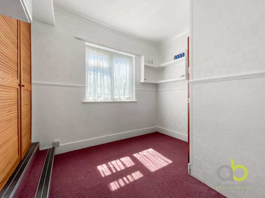 Images for Rosebery Road, Grays, RM17