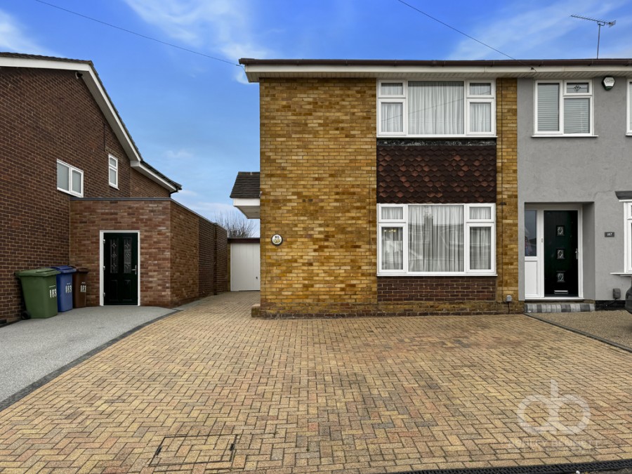 Images for Abbotts Drive, Stanford-le-Hope