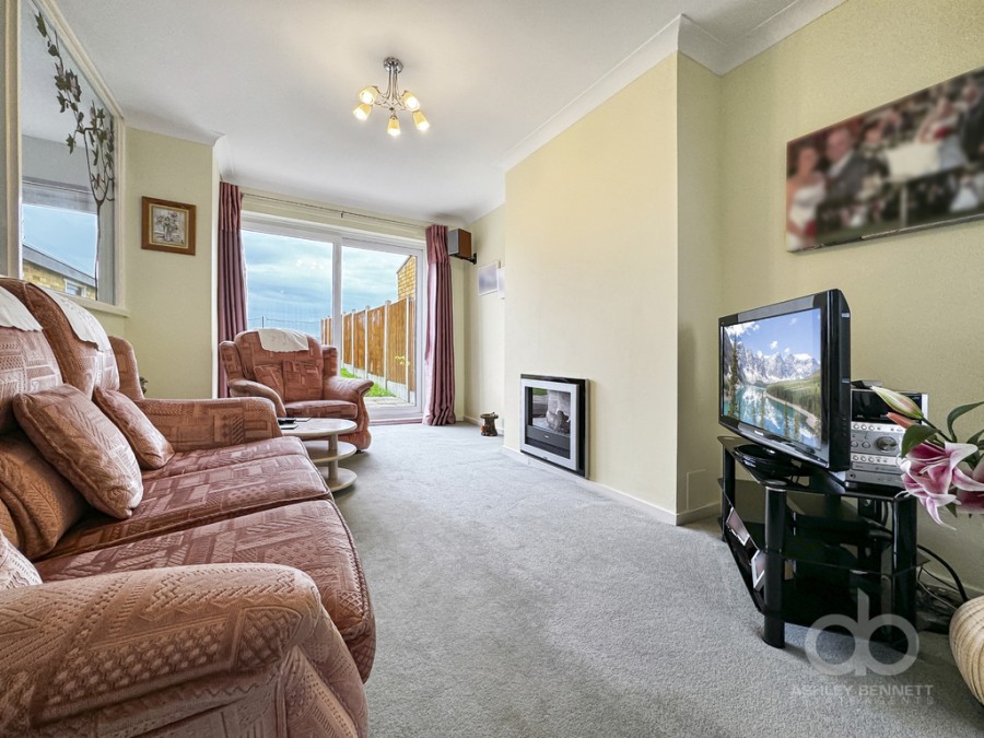 Images for Abbotts Drive, Stanford-le-Hope