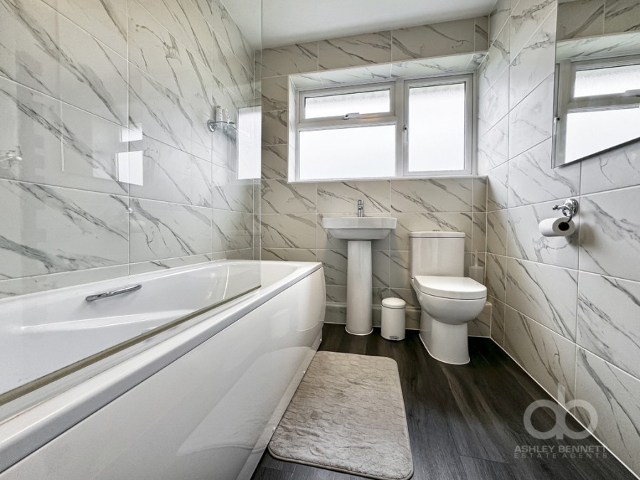 Images for Abbotts Drive, Stanford-le-Hope