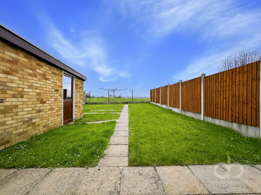 Images for Abbotts Drive, Stanford-le-Hope