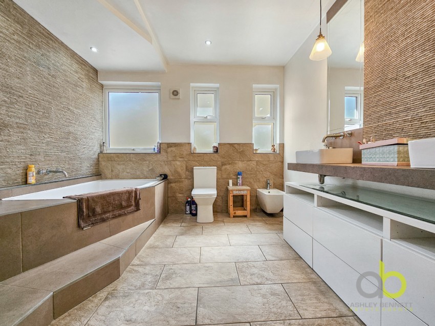 Images for Lodge Lane, Grays