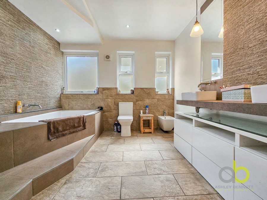 Images for Lodge Lane, Grays