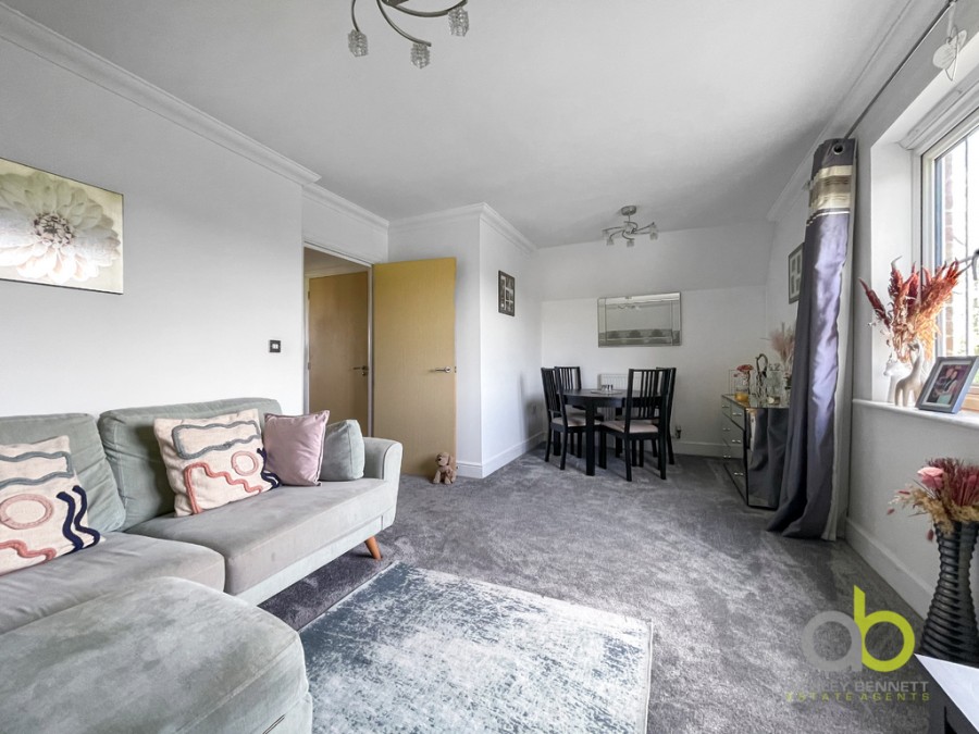 Images for Weymouth Drive, Chafford Hundred, RM16 6BX