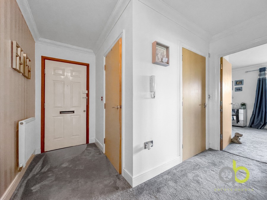 Images for Weymouth Drive, Chafford Hundred, RM16 6BX