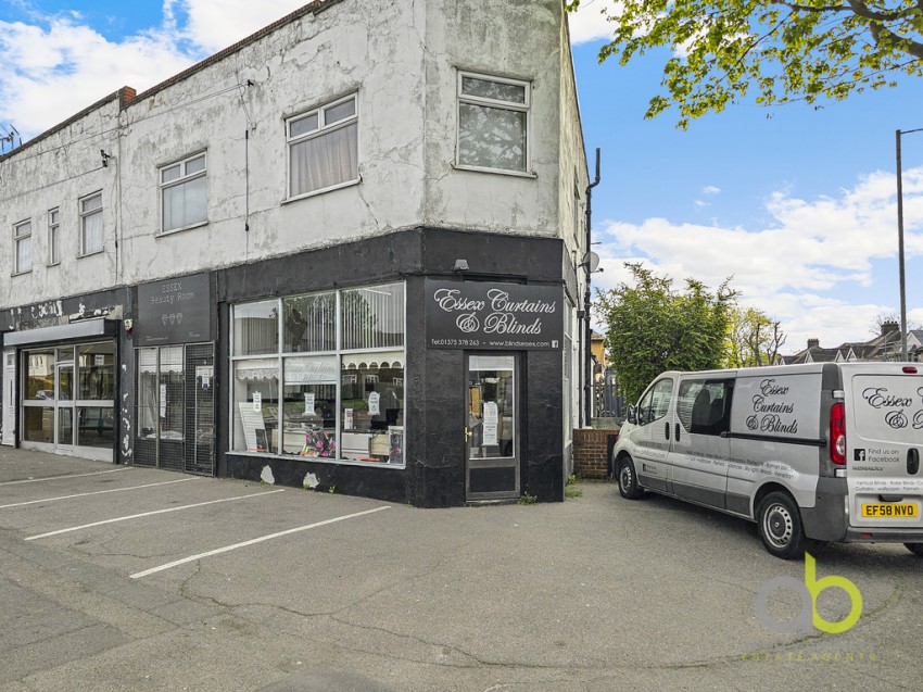 Images for Kingston Parade, Hathaway Road, Grays, RM17 5LG
