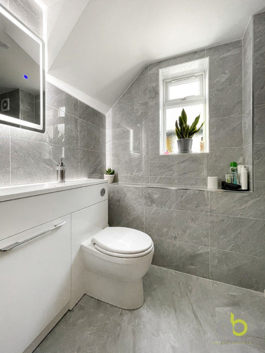 Images for Chestnut Avenue, North Grays, RM16 2UJ
