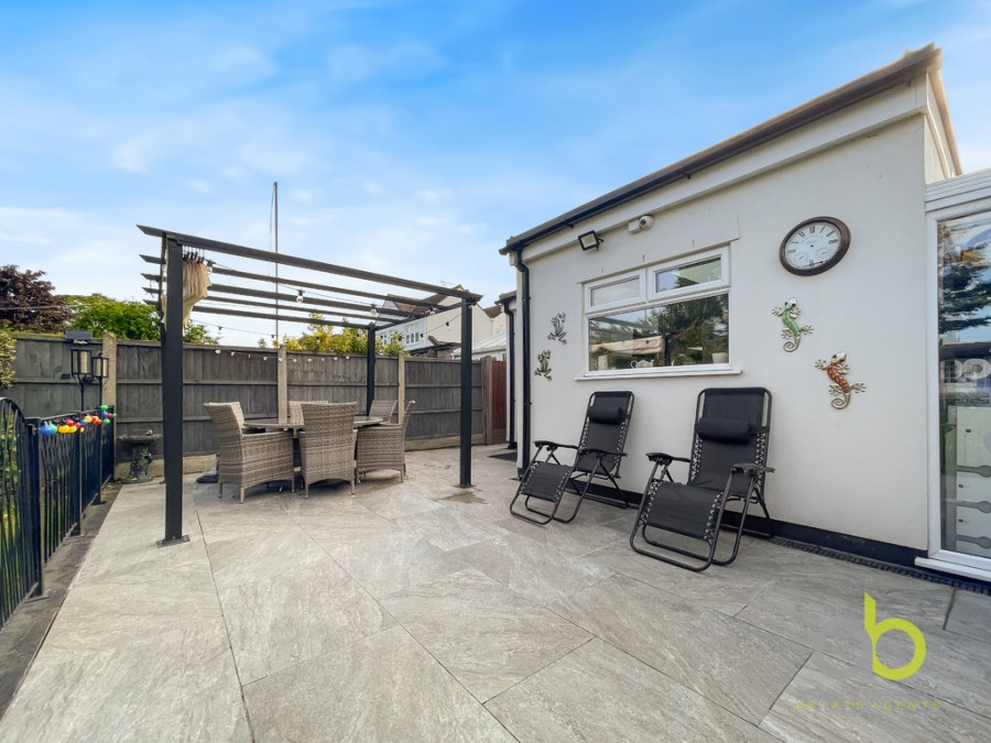 Images for Chestnut Avenue, North Grays, RM16 2UJ