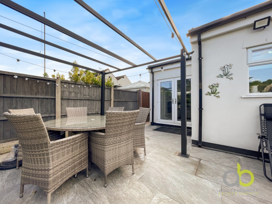Images for Chestnut Avenue, North Grays, RM16 2UJ
