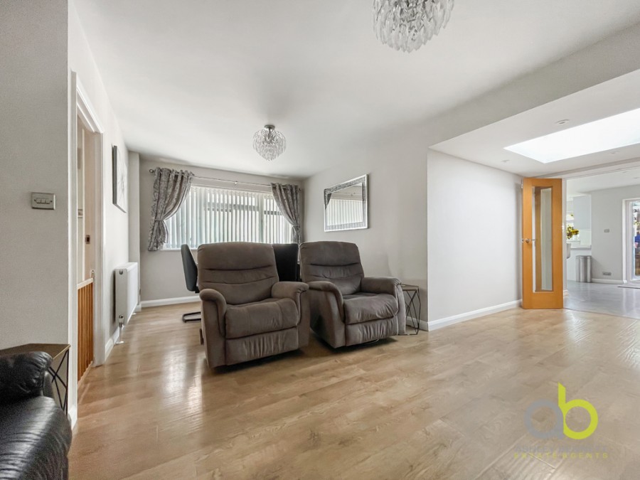 Images for Chestnut Avenue, North Grays, RM16 2UJ
