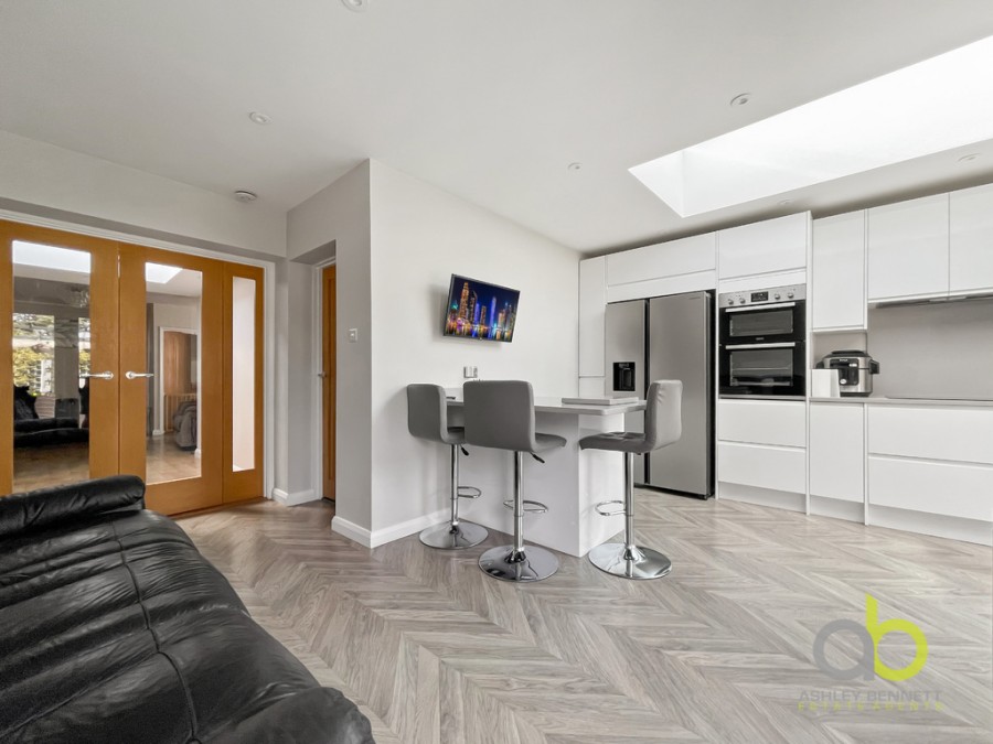 Images for Chestnut Avenue, North Grays, RM16 2UJ
