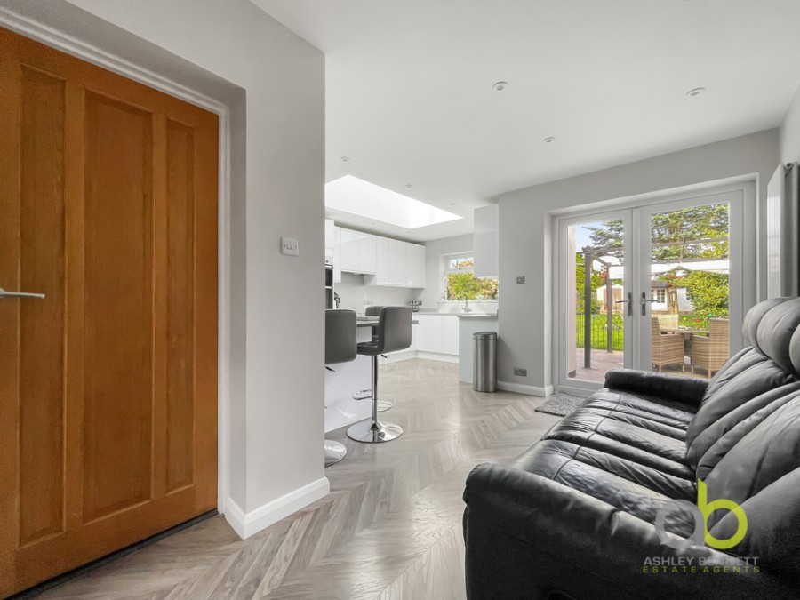 Images for Chestnut Avenue, North Grays, RM16 2UJ