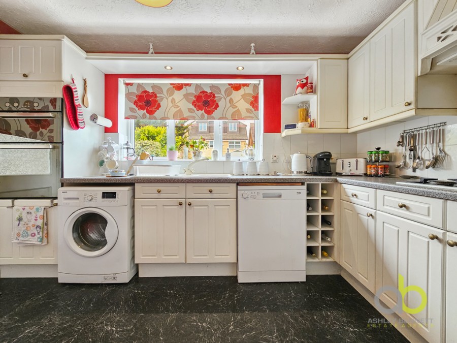 Images for Girona Close, Chafford Hundred