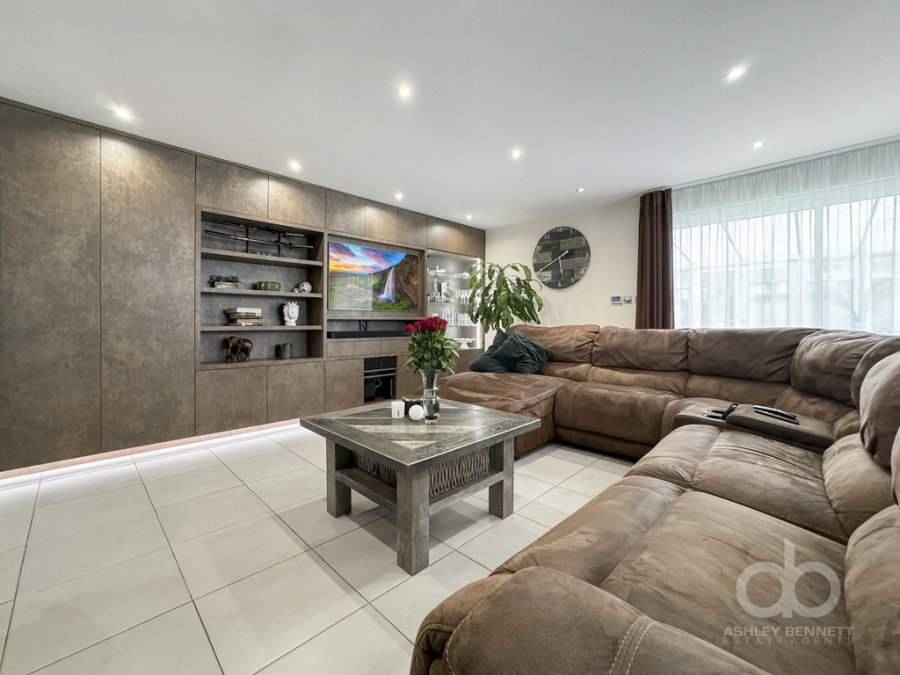 Images for Prince Phillip Avenue, Grays, RM16 2BT