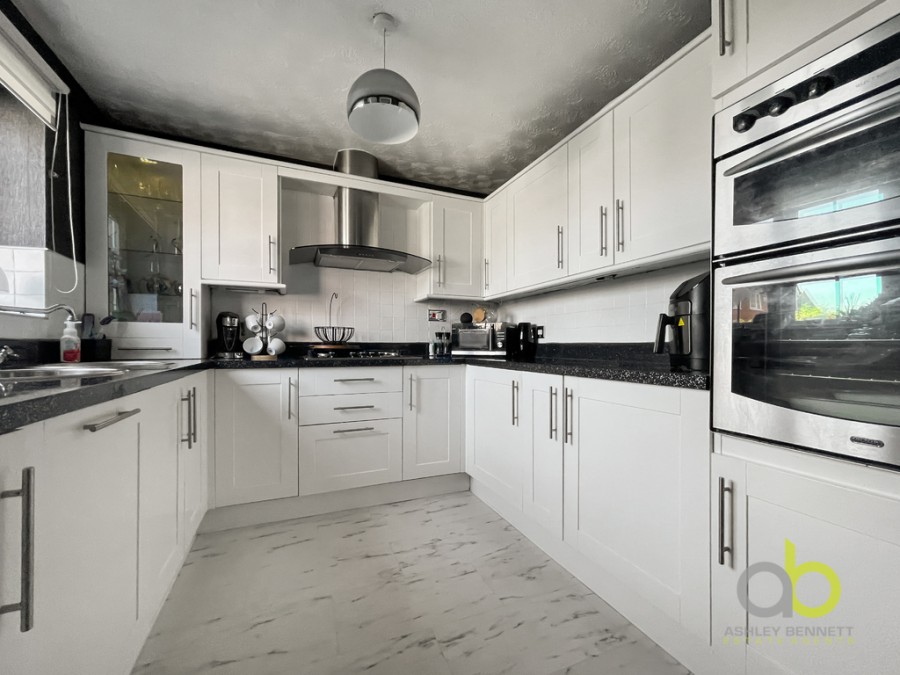 Images for Advice Avenue, Grays, RM16 6QN