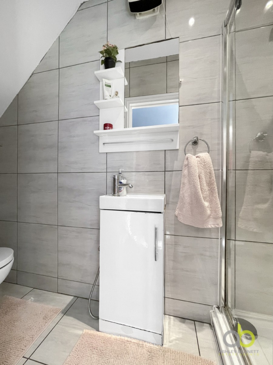 Images for Hamble Lane, South Ockendon, RM15 5HP