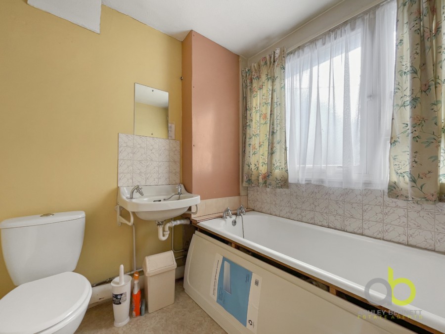 Images for Russell Road, Tilbury, RM18 7AD