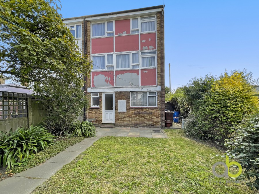 Images for Russell Road, Tilbury, RM18 7AD