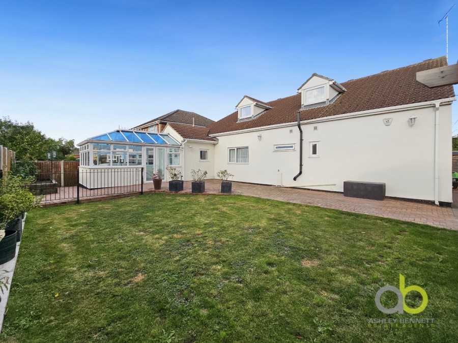 Images for Pound Lane, Bowers Gifford, Basildon, SS13 2LB