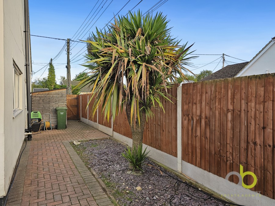 Images for Pound Lane, Bowers Gifford, Basildon, SS13 2LB