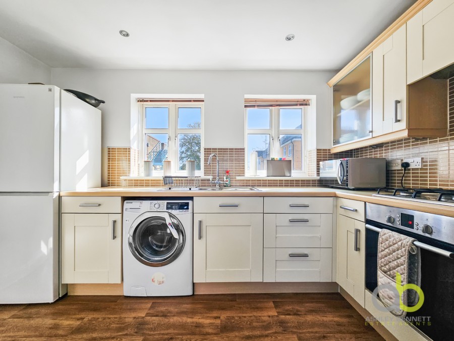Images for Hew Watt Close, Orsett Village, RM16 3GU
