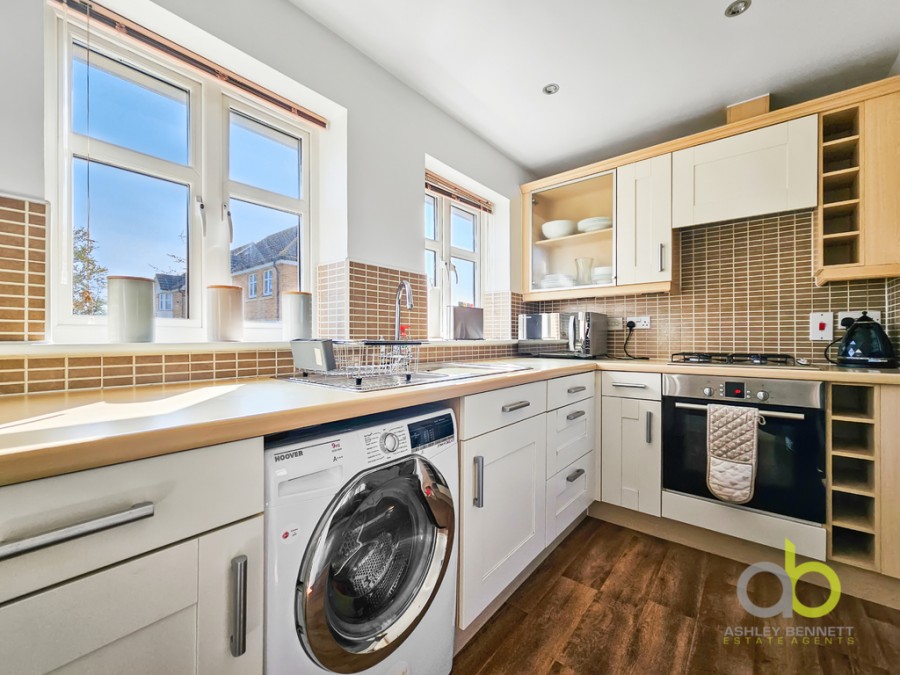 Images for Hew Watt Close, Orsett Village, RM16 3GU