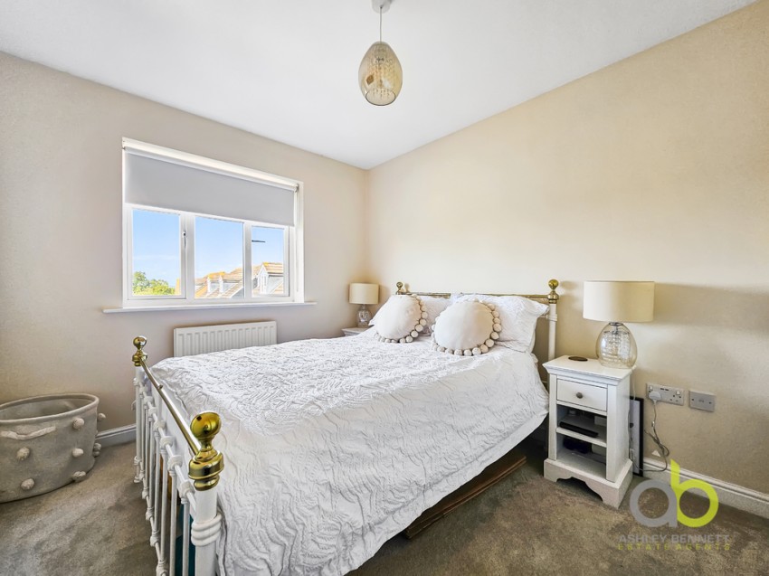 Images for Hew Watt Close, Orsett Village, RM16 3GU