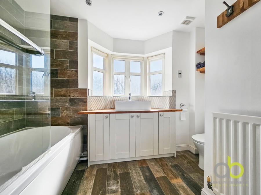 Images for Hew Watt Close, Orsett Village, RM16 3GU