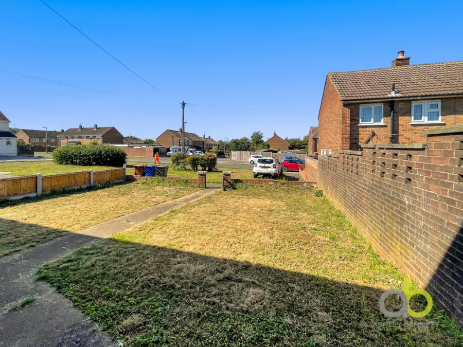 Images for Hogarth Road, Grays, RM16 2XA