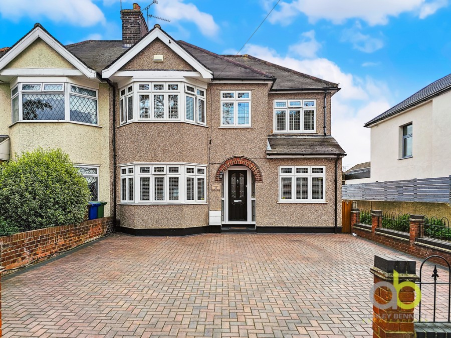 Images for Ward Avenue, Grays