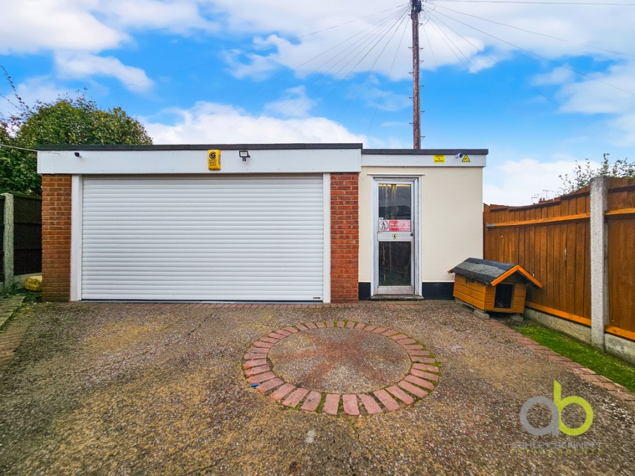 Images for Ward Avenue, Grays
