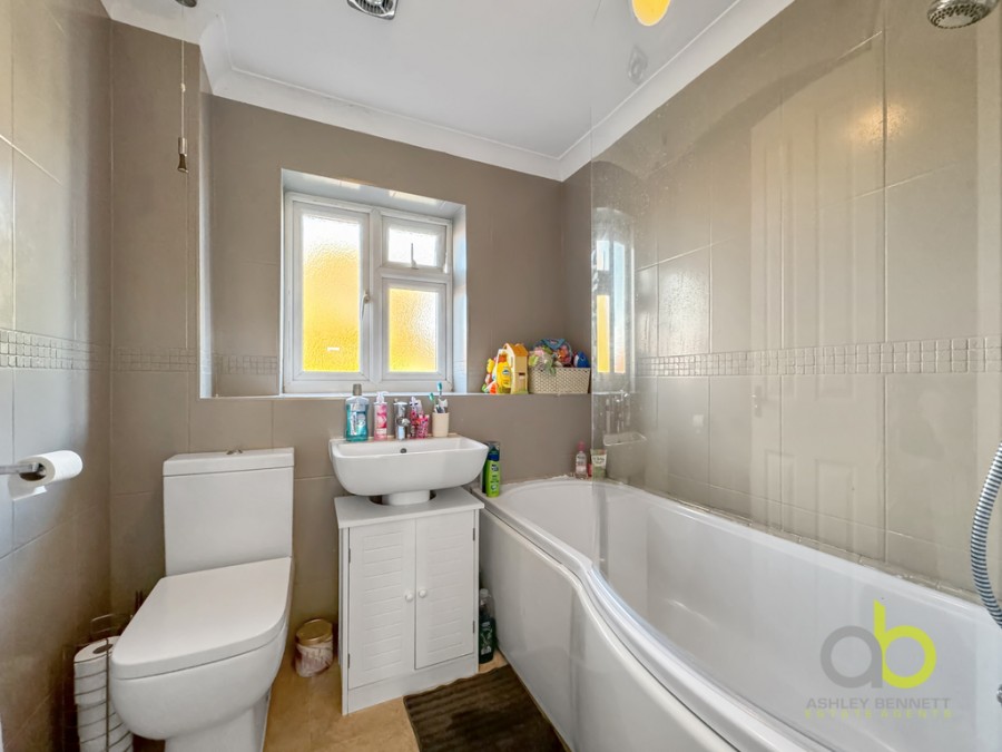 Images for Welling Road, Orsett, RM16 3DW
